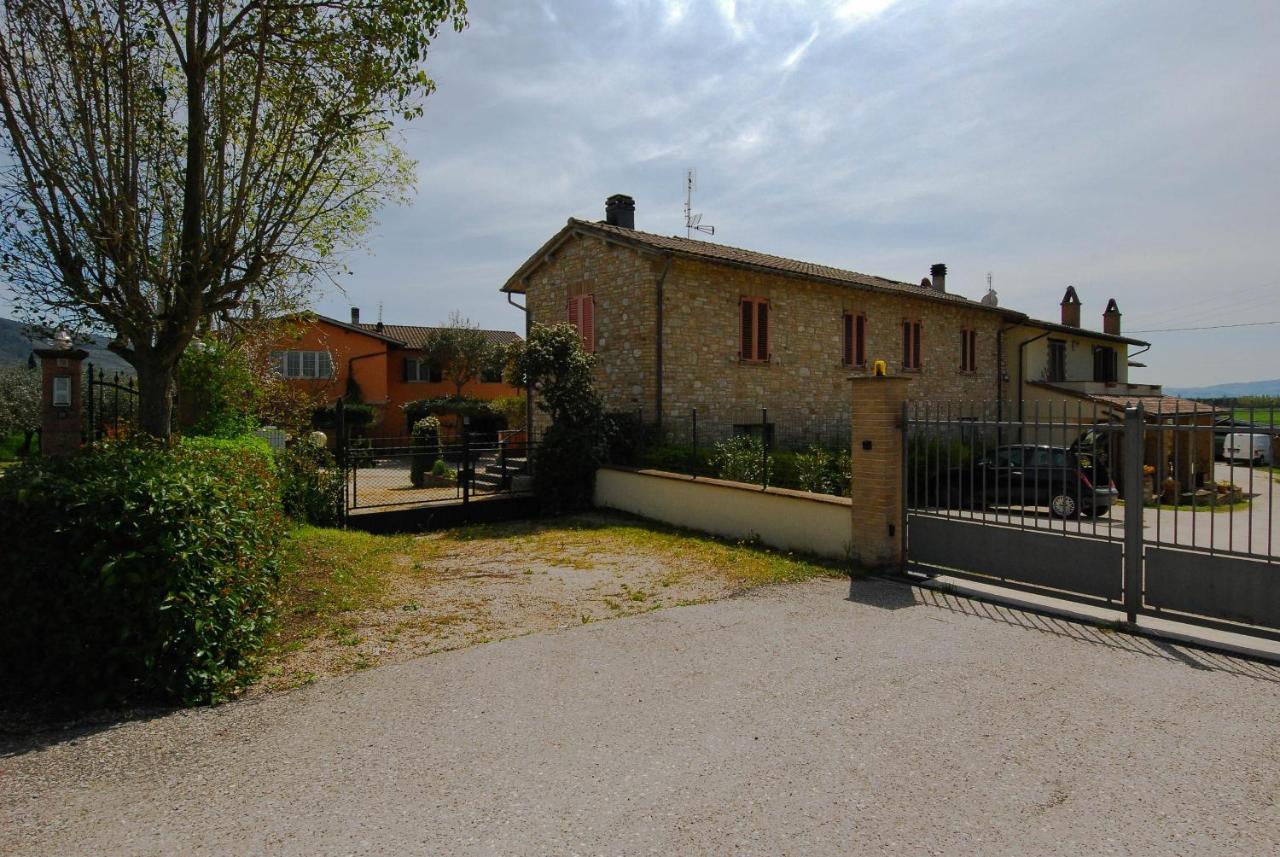 Апартаменти Casa Fiorelli Passaggio di Assisi Екстер'єр фото